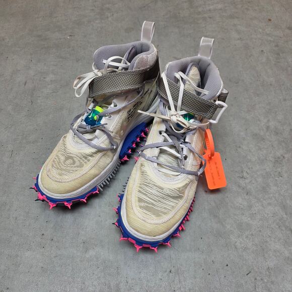 Off White Nike Spiked Running Shoes US 11 White Track main image 10
